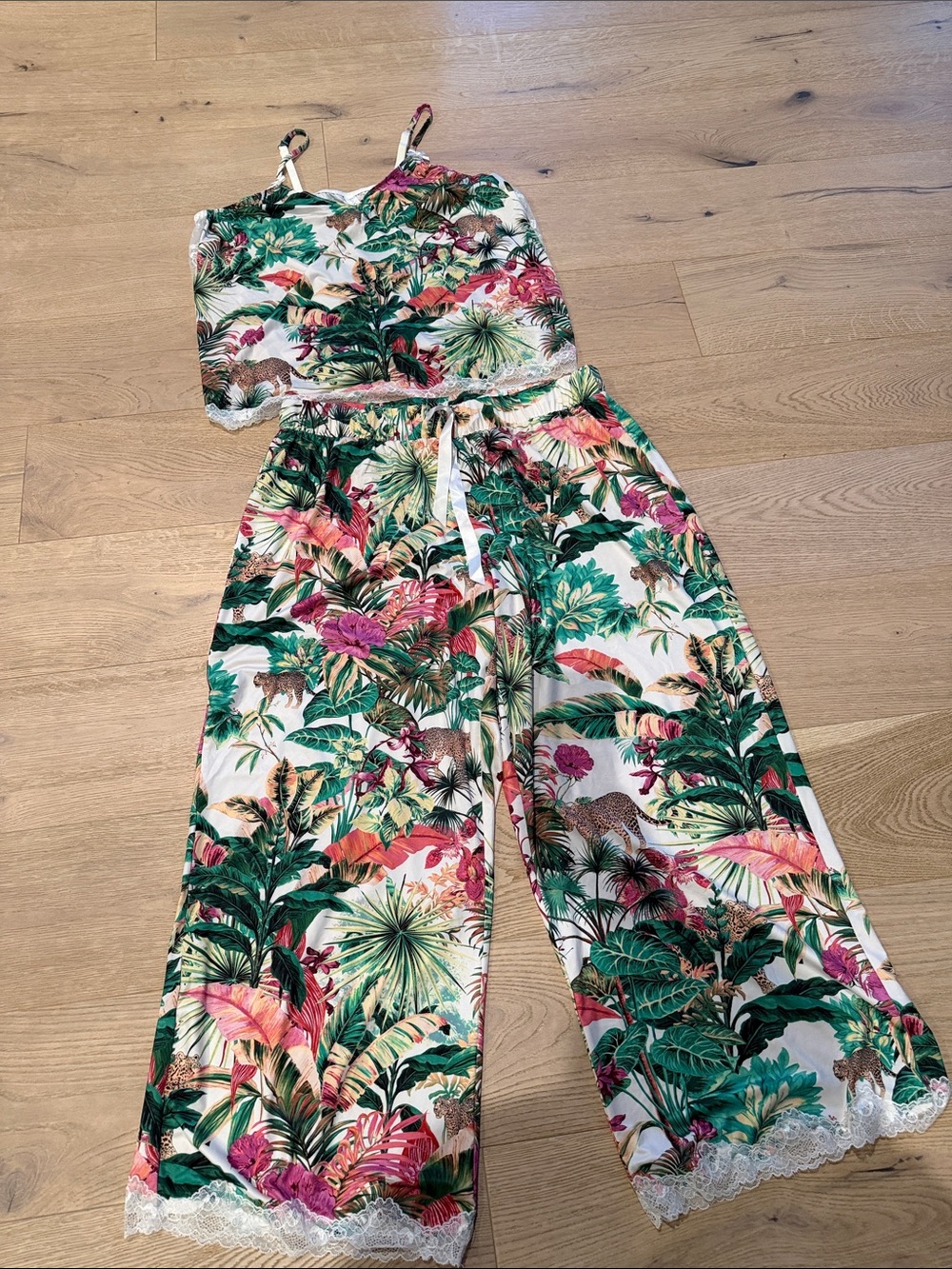 Cacique Pajamas Camisole with Wide Leg Lace Hem Pants Tropical Jungle PJ's 18/2